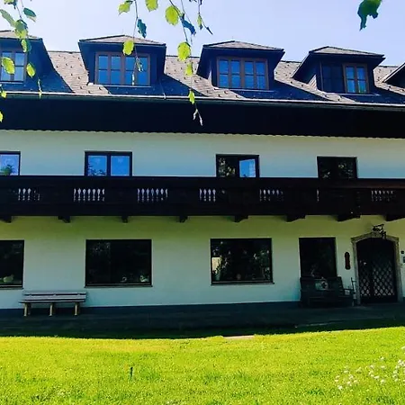 Landhaus Gästehaus Moorbad Gmös *